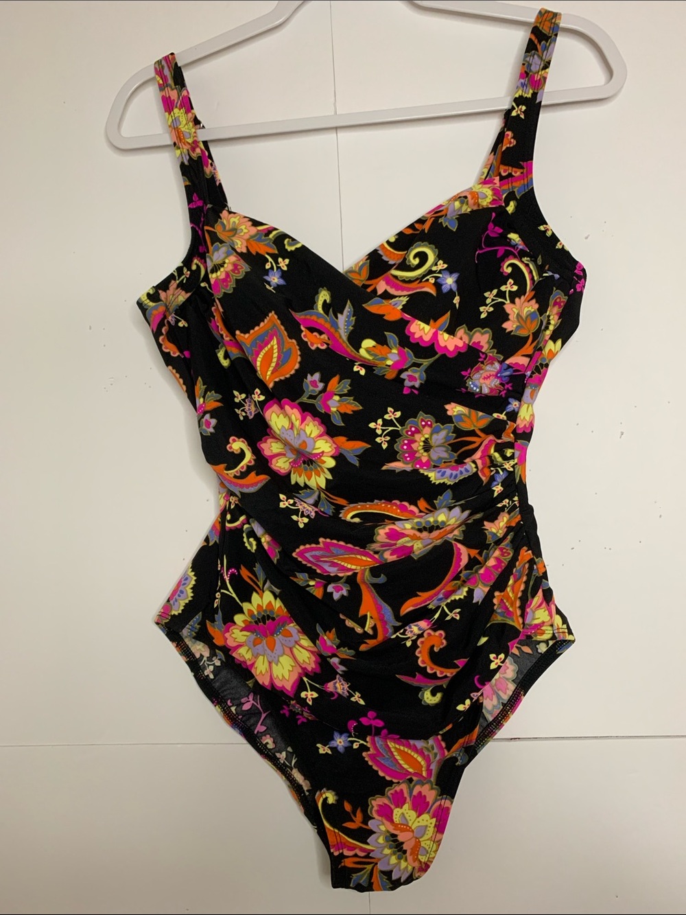 Miraclesuit Women One-Piece Slimming Ruched  Floral Print Swimsuit Size 12